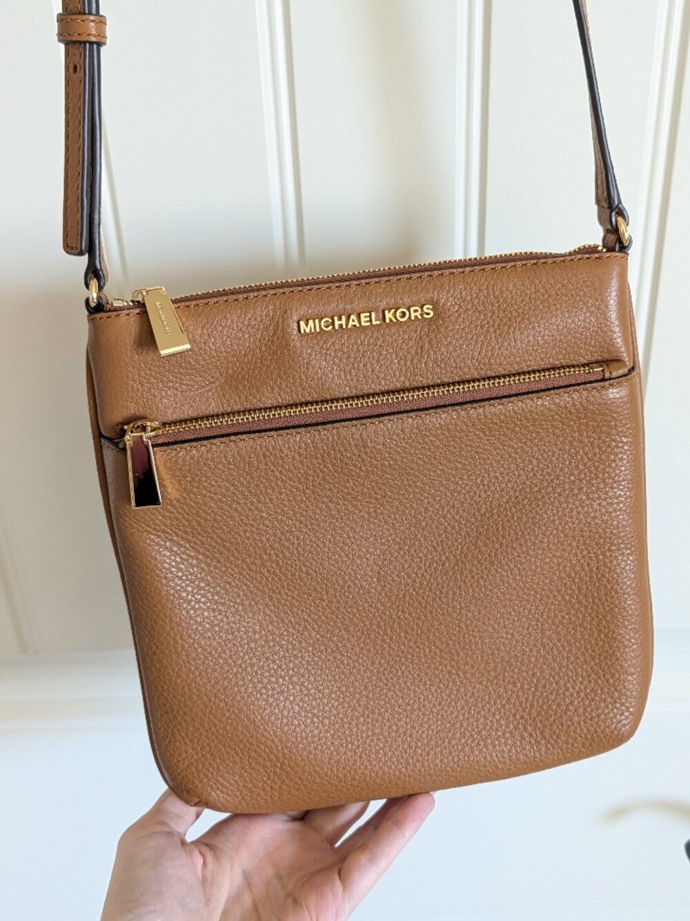 Michael Kors Acorn crossbody bag